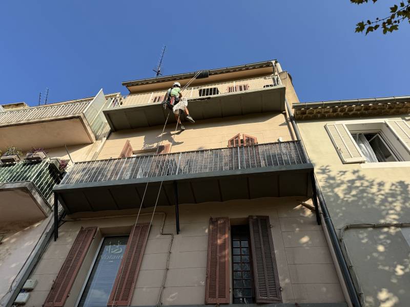 Carrousel 7 article travaux sur corde intervention urgence façade - Birgy couverture Marseille